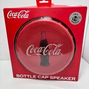 COCA COLA SPEAKER COCA COLA BOTTLE CAP SPEAKER‎ WITH LED LIGHTS FM RADIO USB NEW